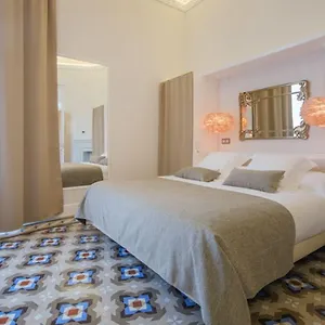 Anakena House 3*, Barcelona España